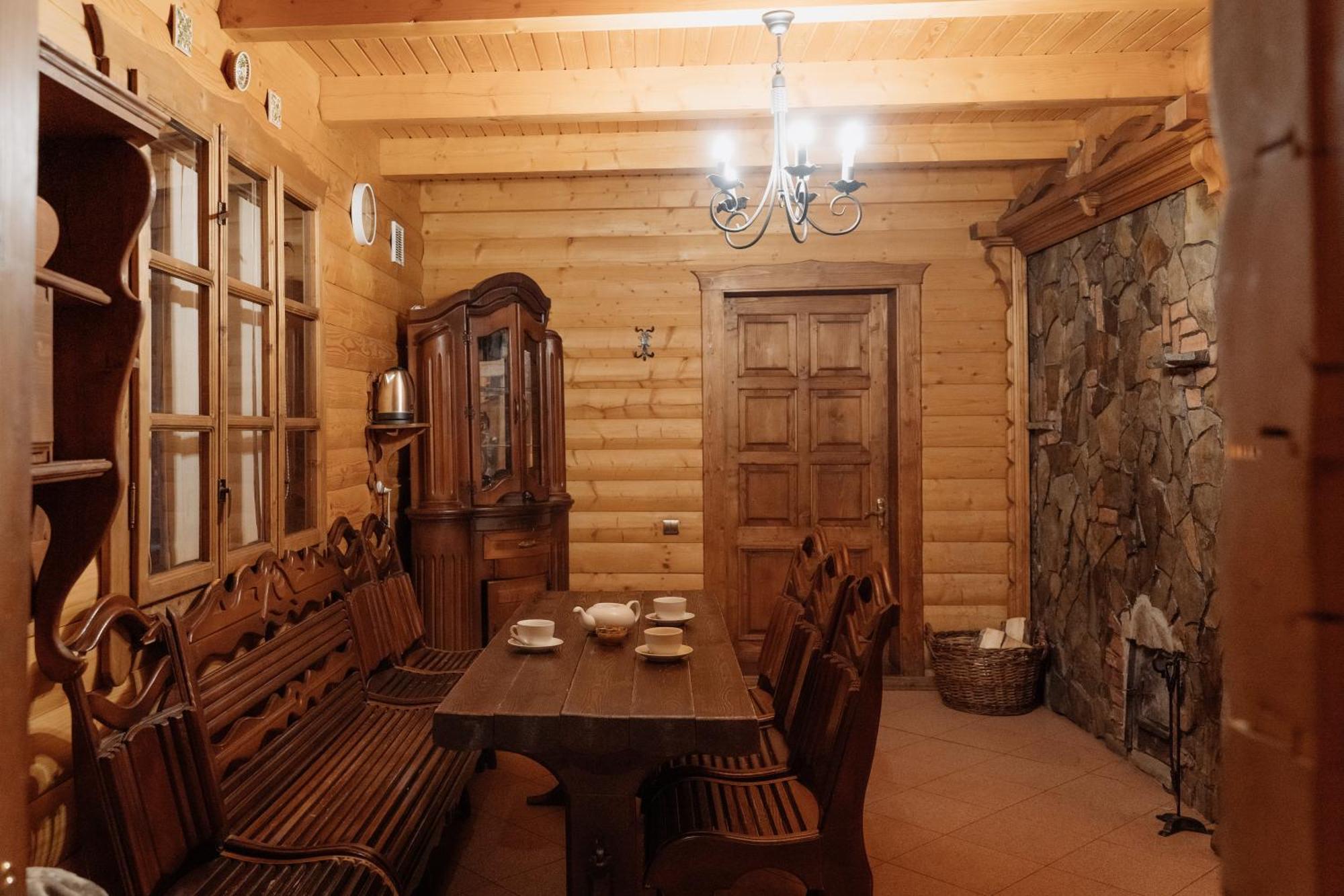 Oksamit Resort Vorochta Exteriör bild